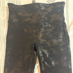 SPANX Classic Black Apparel